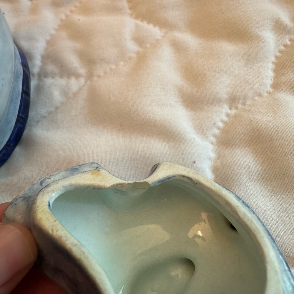 Charming Blue and White Ceramic Cow Creamer Set - Picture 8 of 8